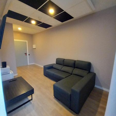 Aparthotel Montcada Екстер'єр фото