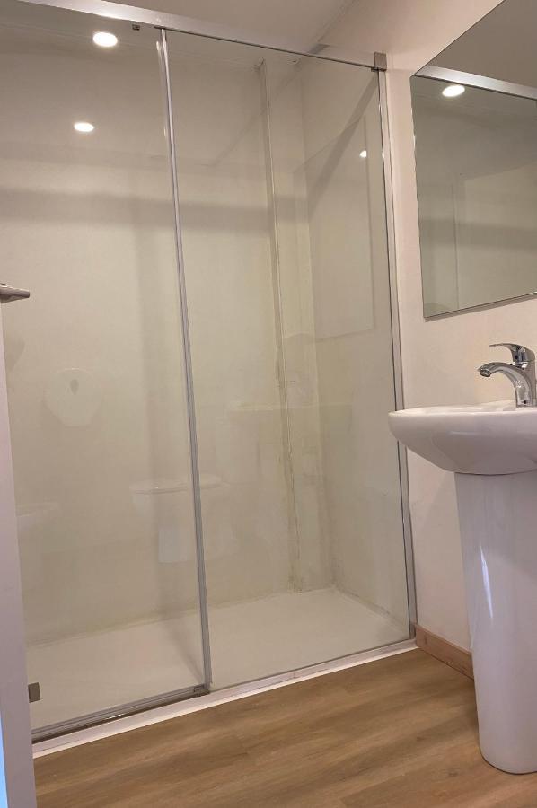 Aparthotel Montcada Екстер'єр фото